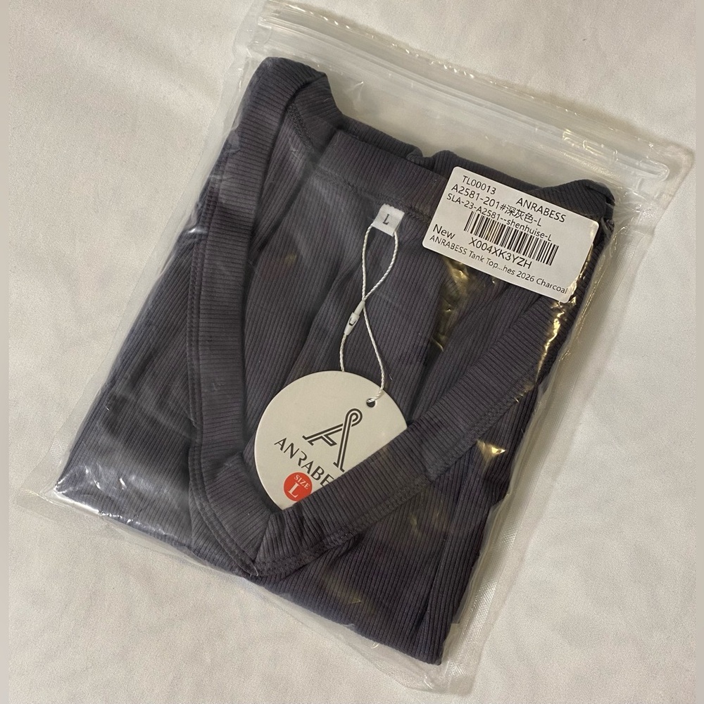 NWT Anrabess V-Neck Ribbed Knit Tank Top - Picture 13 of 16